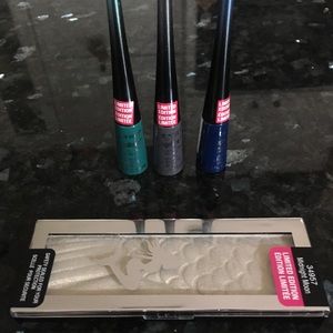 Wet n Wild Mermaid Highlighting Bar and Eyeliners